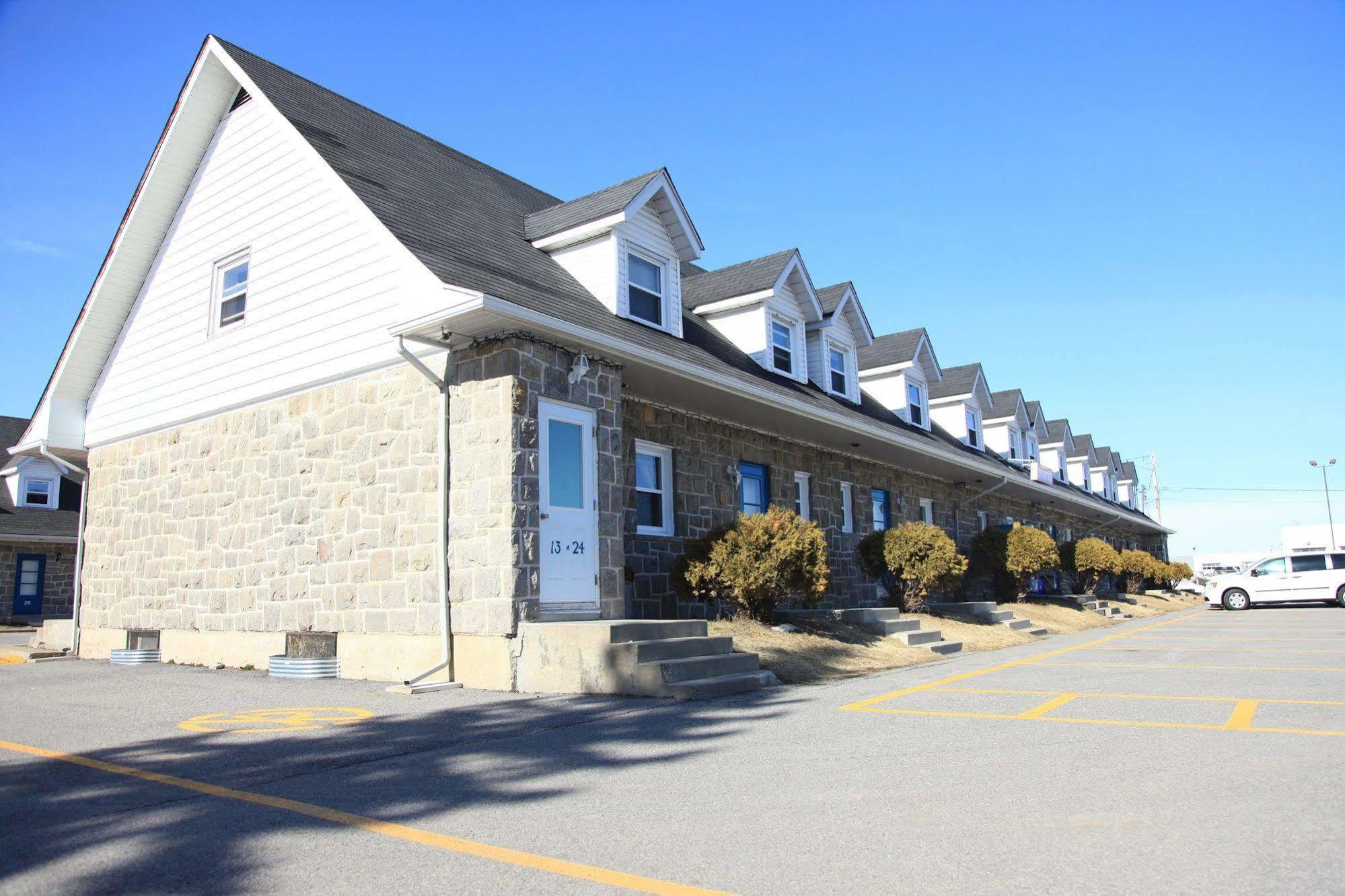 Motel Grande Ile Salaberry-de-Valleyfield Exterior foto